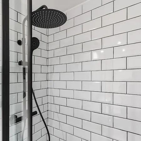 Charming In Perfect Location Appartement *